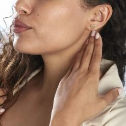 Histoire D'Or Boucles D'oreilles Puces Anne-maudae Coeurs Or Jaune -Boucles d'Oreilles Soldes B3OFJW00CR model0