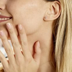 Histoire D'Or Boucles D'oreilles Puces Daria Coeur Or Jaune Oxyde 11 Histoire D'Or Boucles D'oreilles Puces Daria Coeur Or Jaune Oxyde -Boucles d'Oreilles Soldes B3OFJZW916 model1