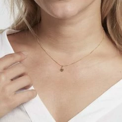 Histoire D'Or Pendentif Eudocie Coeur Lisse Or Jaune 9 Histoire D'Or Pendentif Eudocie Coeur Lisse Or Jaune -Boucles d'Oreilles Soldes B3PFJW0397 model1