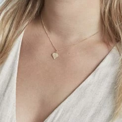 Histoire D'Or Pendentif Eudocie Coeur Message Or Jaune 11 Histoire D'Or Pendentif Eudocie Coeur Message Or Jaune -Boucles d'Oreilles Soldes B3PFJW0398 model1