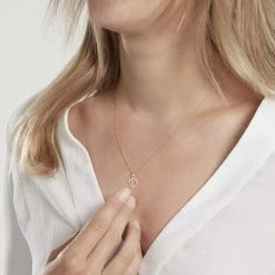 Histoire D'Or Pendentif Eudocie Coeur Lettre Or Jaune 10 Histoire D'Or Pendentif Eudocie Coeur Lettre Or Jaune -Boucles d'Oreilles Soldes B3PMJW0188 model0